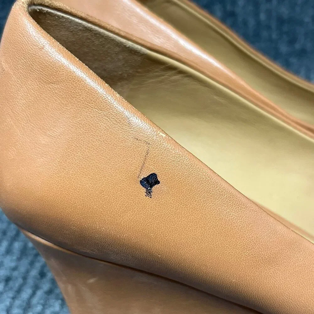 Tory Burch‎ Sally Wedge Closed Toe Heels Pumps Logo Brown Leather Women’s 9.5 M